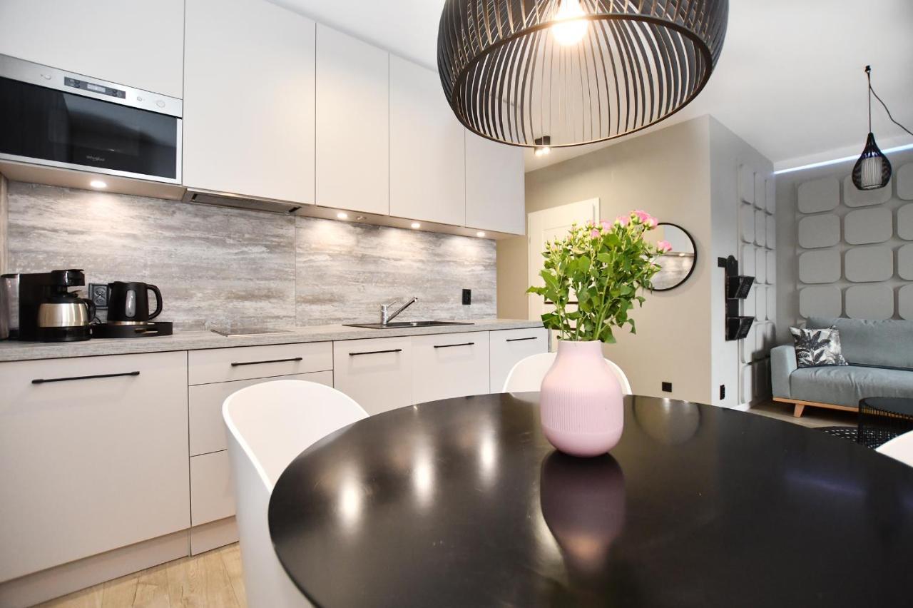 Apartamenty Navigator Spa-Baseny-Nadmorskie Tarasy Колобжег Экстерьер фото